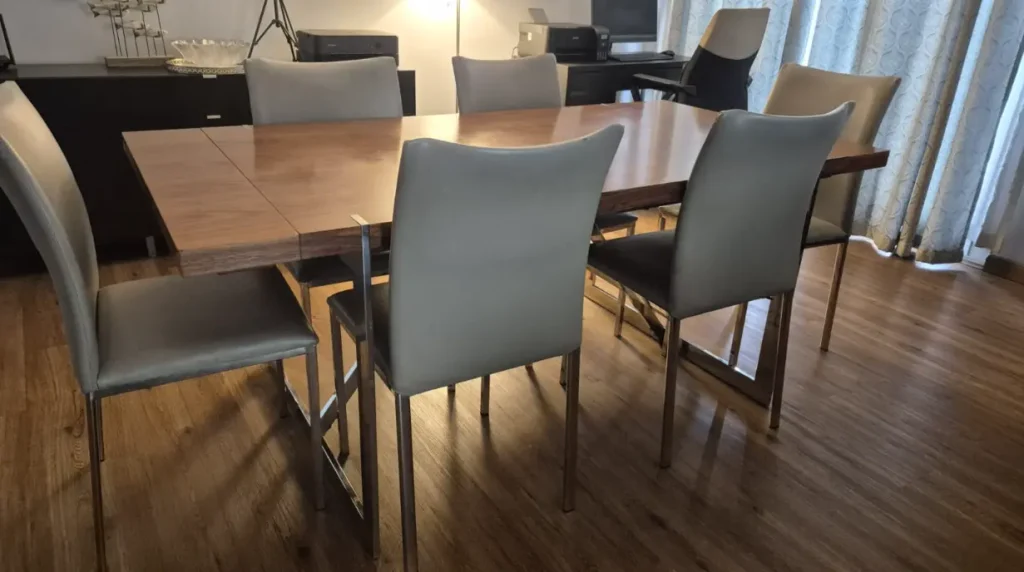 Used dining table and bedroom buyers Dubai